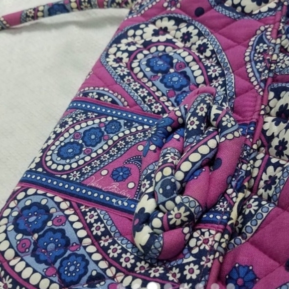Vera Bradley Clutch purse - Picture 2 of 6